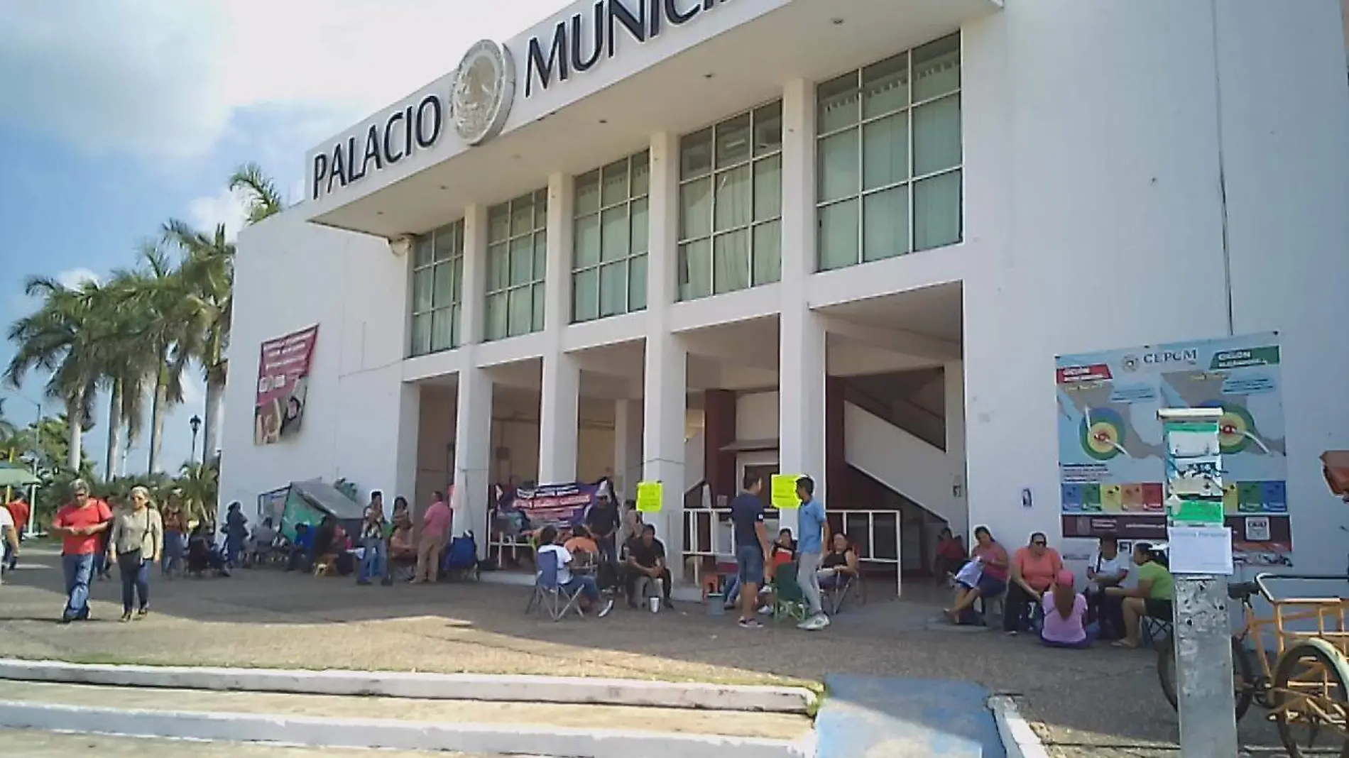 Palacio Municipal Lázaro Cárdenas CNTE